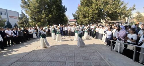 23 сентябрь "Мамлекет тил" күнүнүнө карата Кочкор-Ата Колледжинде студенттер арасында белгиленди